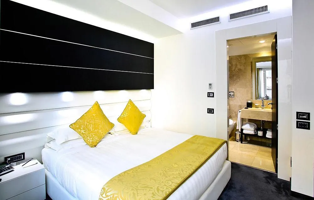 *****  Style Hotel Milan Italy