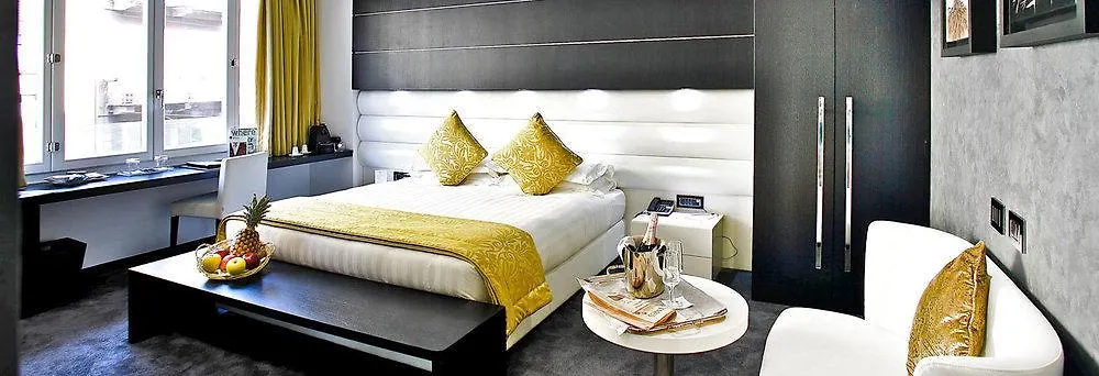 *****  Style Hotel Milan Italy